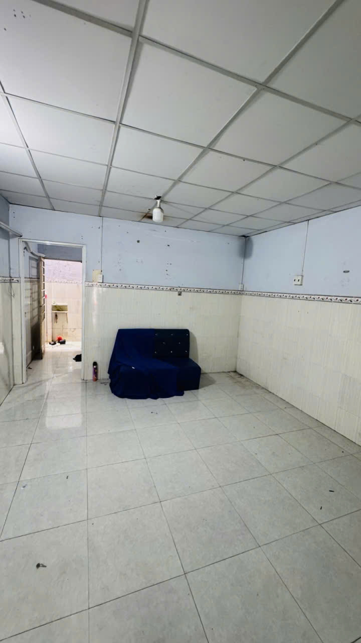 Gấp bán nhà mặt tiền KD  Đ Số 11 BHH gần Aeon Tân Phú gần chợ 26/3-2 Tầng 60m2-5 tỷ7-3