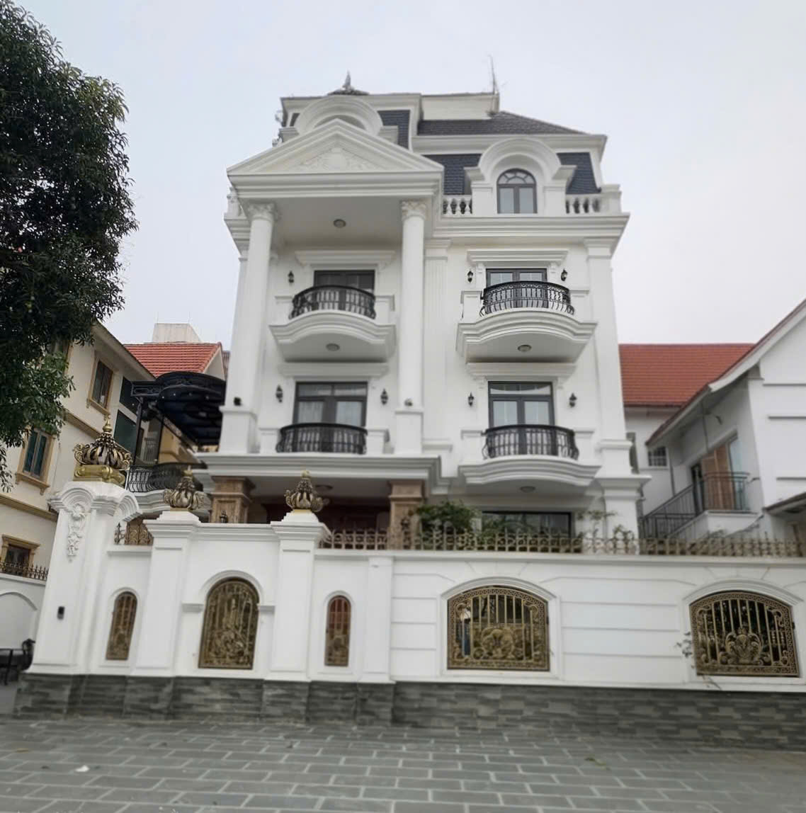 Nhà tôi cho thuê nhà, Lê Trọng Tấn, Hoàng Văn Thái,, 340m2x 4T -58 tr