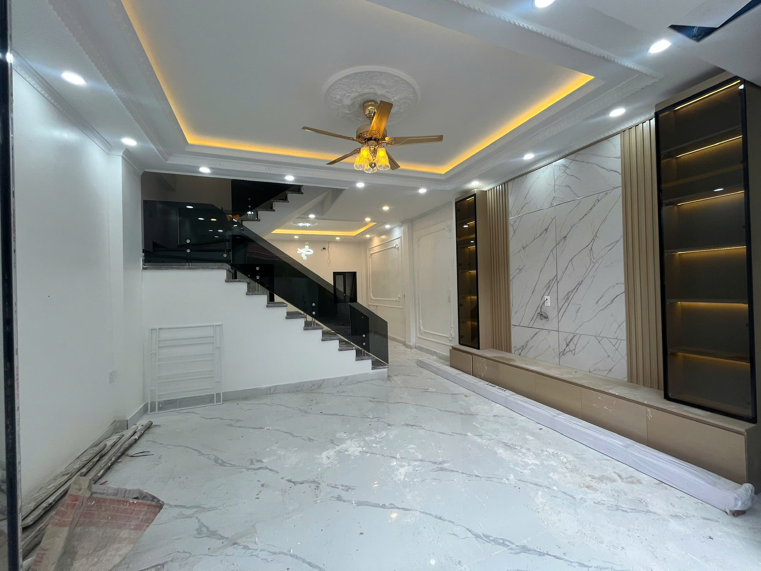 BÁN NHÀ ĐỘC LẬP 189 ĐÔNG KHÊ – NGÔ QUYỀN