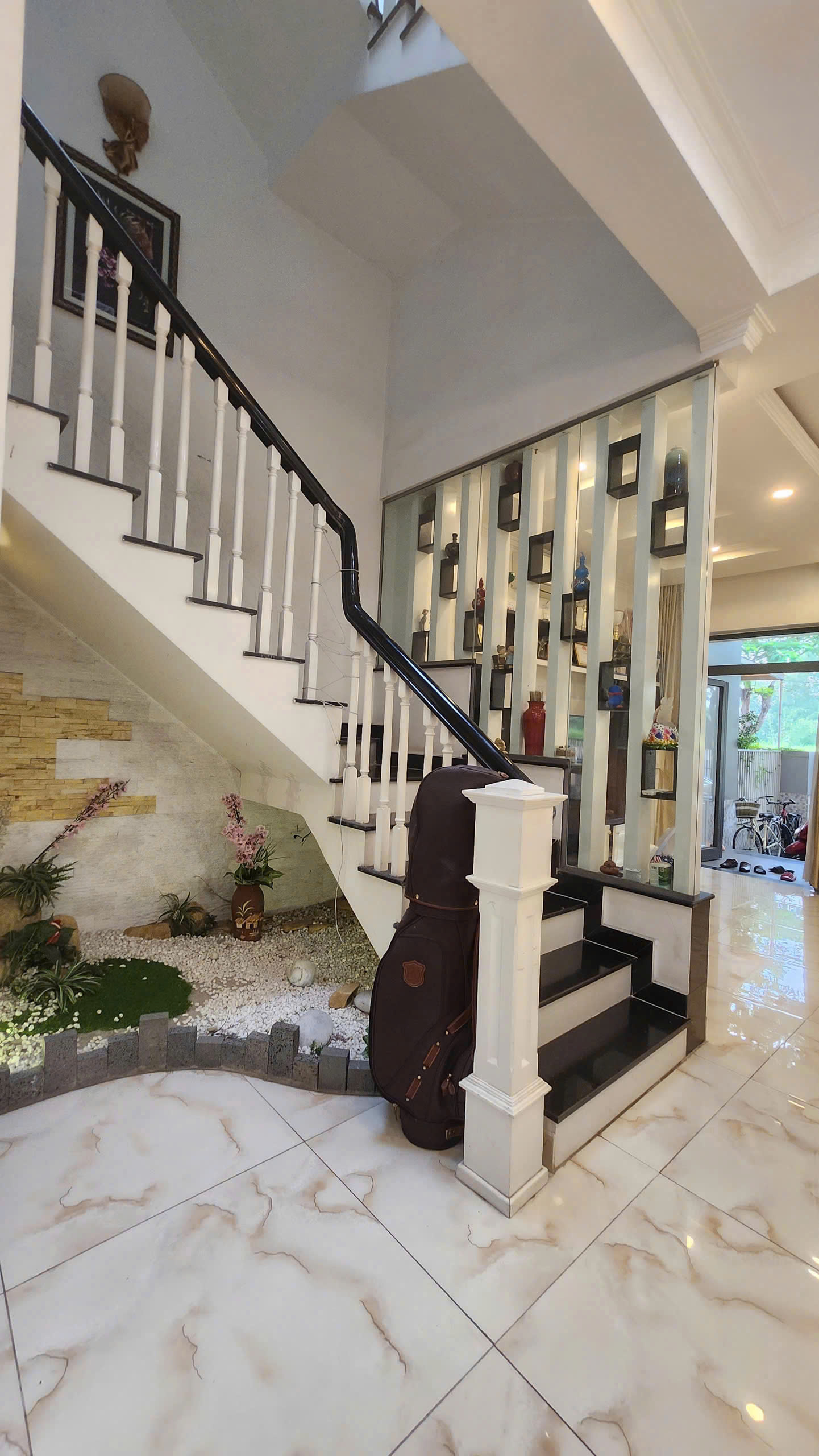 *** Cần tiền bán nhà Phố Đông Village, Phường Cát Lái, TP.HCM.