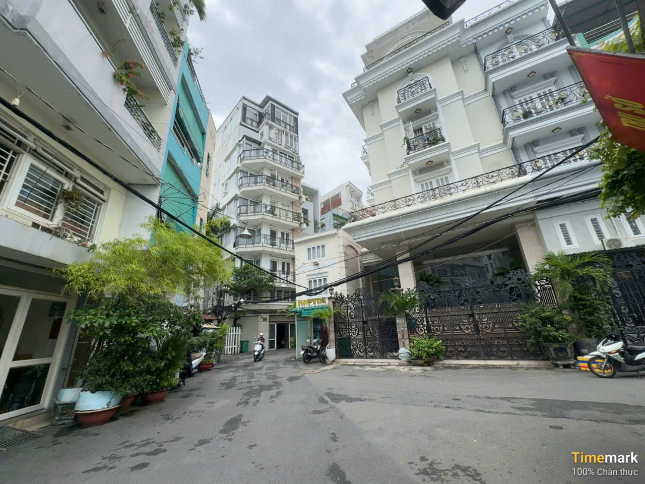 CHÍNH CHỦ XƯA Ở NAY BÁN NHÀ 4 TẦNG HXH Đ. LÊ VĂN SỸ, QUẬN 3 - NGANG HIẾM 7,6M*14M - DÒNG TIỀN CHO THUÊ KHOÁN 30TR/TH - XUNG QUANH NHÀ XÂY CAO TẦNG SIÊU ĐẸP