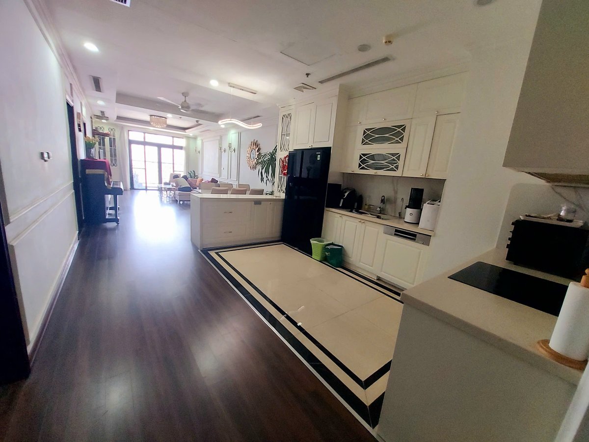 Royal City Nguyễn Trãi 124 m2  T30 16.6 tỷ Thanh Xuân 🔥🔥🔥CĂN HỘ CAO CẤP – CC ROYAL CITY – FULL NỘI THẤT – CĂN VÒM 2 BAN CÔNG SIÊU RỘNG VÀ THOÁNG MÁT QUANH NĂM 💥