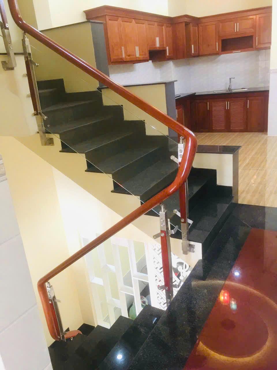 BÁN NHÀ MẶT TIỀN ĐƯỜNG QUẢNG HÀM, – DT 97M2, SAU QH CÒN 56M2, 4 TẦNG , 6 PHÒNG CHỈ 14 TỶ .-3