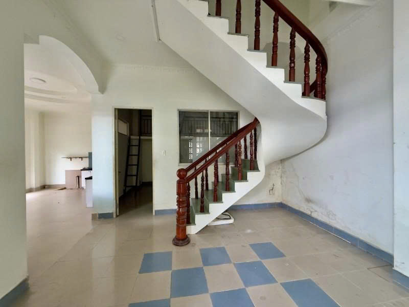 Bán Nhà Hẻm 6m Dương Quảng Hàm, 12x13m, 2 Tầng cũ - GPXD 6 Tầng, chỉ  18,9 Tỷ.