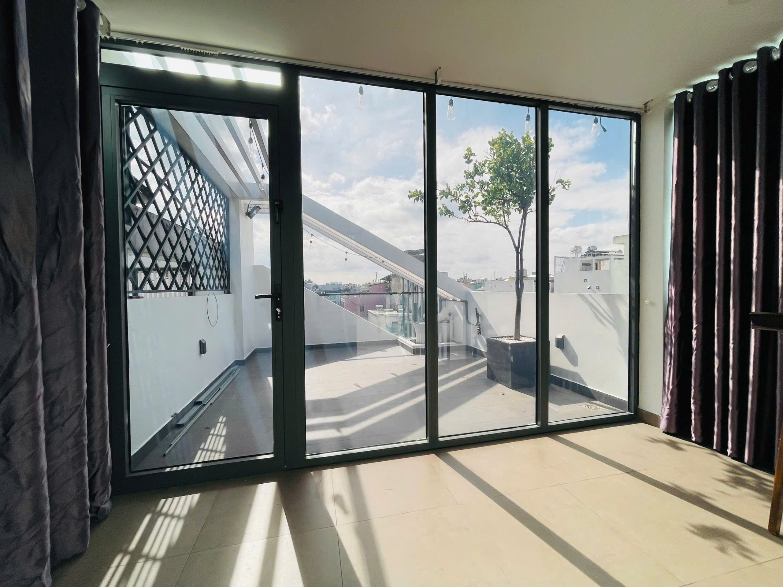 GIẢM NGAY 300 TRIỆU – NHÀ ĐẸP GÒ VẤP – Ô TÔ NGỦ TRONG NHÀ – GIÁ MỚI 9,5 TỶ-4