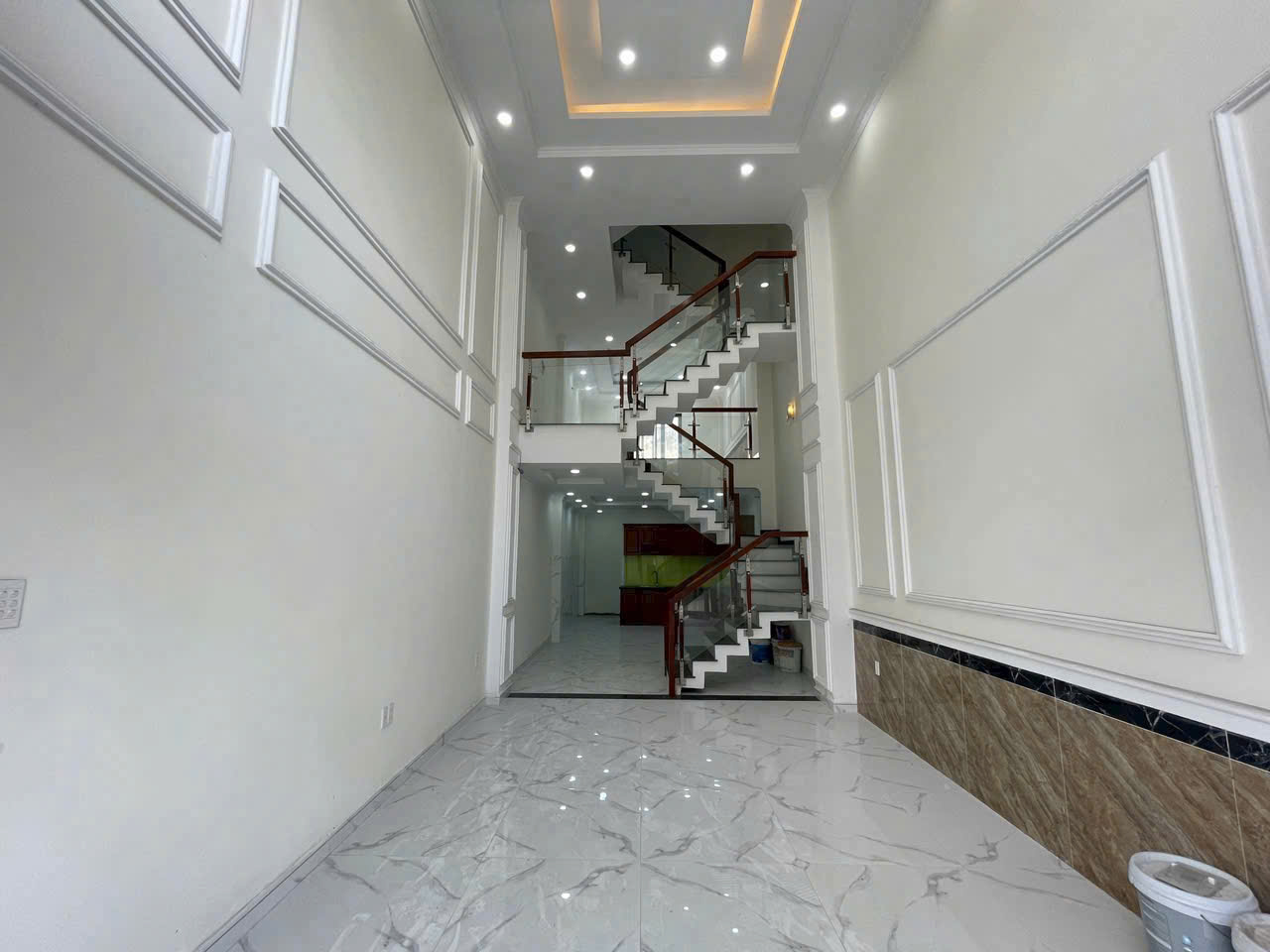 BÁN KHU NHÀ PHỐ BÊN SÔNG - MẶT TIỀN ĐƯỜNG 20 - HIỆP BÌNH CHÁNH - THÀNH PHỐ THỦ ĐỨC