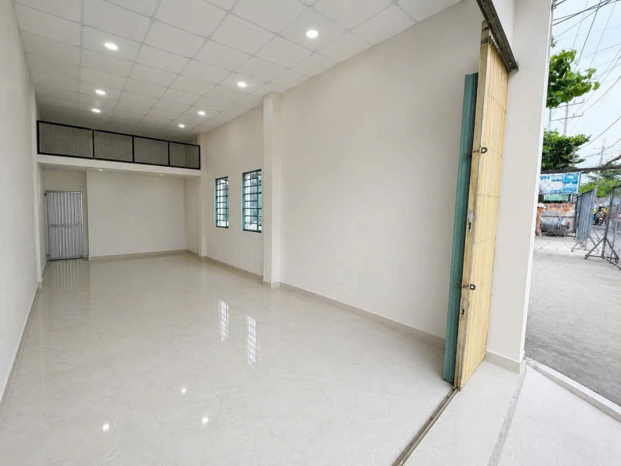 SANG NHƯỢNG MẶT BẰNG ĐƯỜNG BÌNH LONG – PHƯỜNG TÂN SƠN NHÌ, TP.HCM