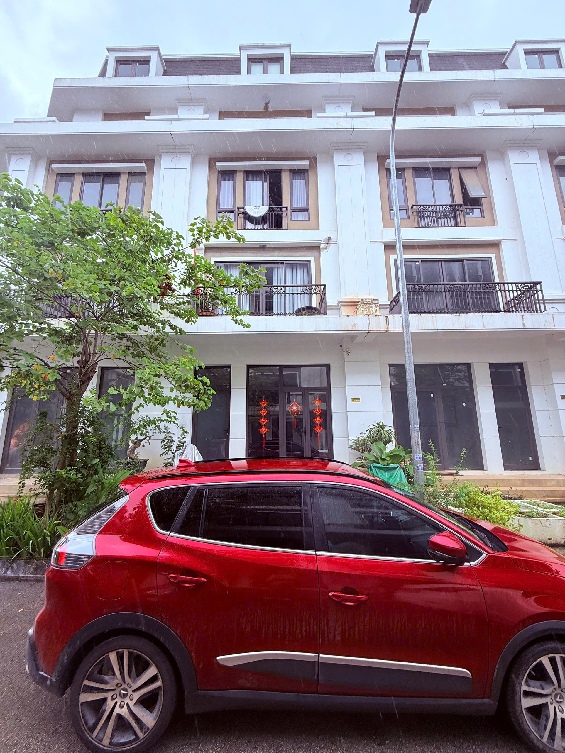 BÁN NHÀ PHỐ 5 TẦNG KĐT GREEN PARK, LẠNG SƠN – KINH DOANH ĐỈNH – GIÁ TỐT CHỈ 5 TỶ