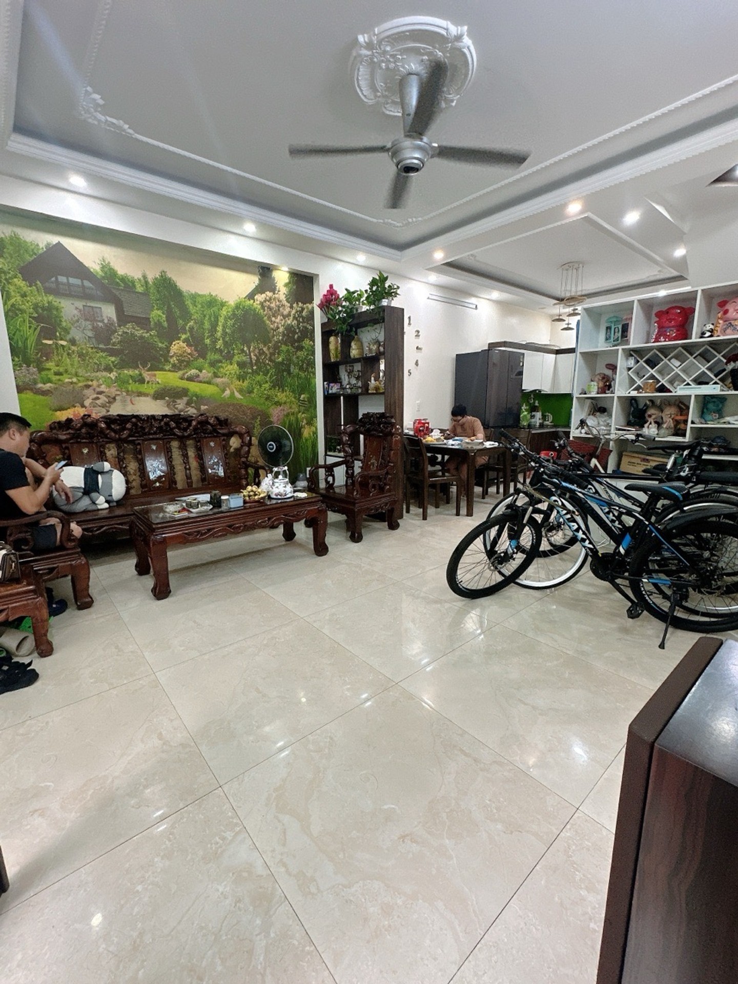 Bán nhà 4 tầng siêu hiếm - Sau mặt đường Miếu Hai Xã