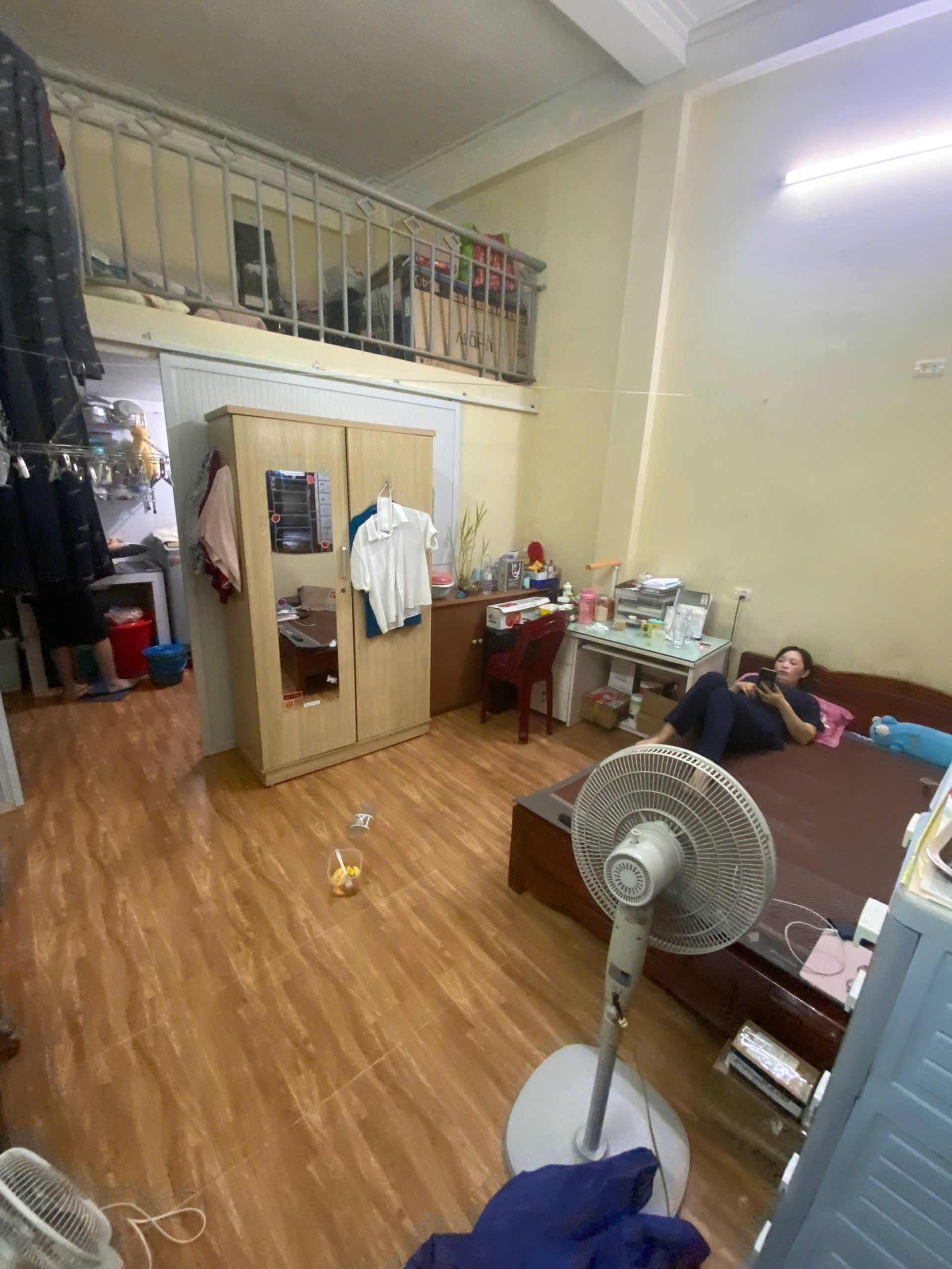 GÓC PASS PHÒNG 35M² CÓ GÁC XÉP – GIÁ 4 TRIỆU/THÁNG