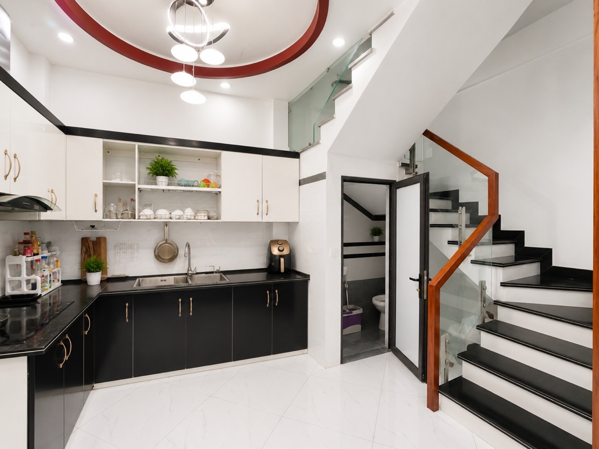 Nhà mới 3 tầng - Miếu Hai Xã - 69m2 - 3 mặt thoáng