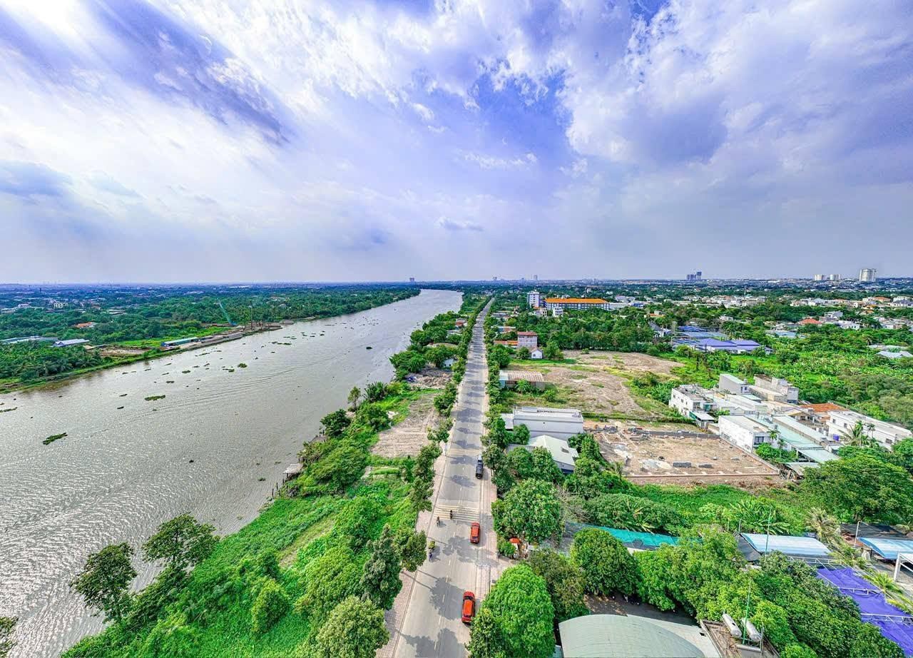 Đừng đợi giá tang mới tìm hiểu The Emerald River Park căn hộ bến du thuyền ven sông Sài Gòn.