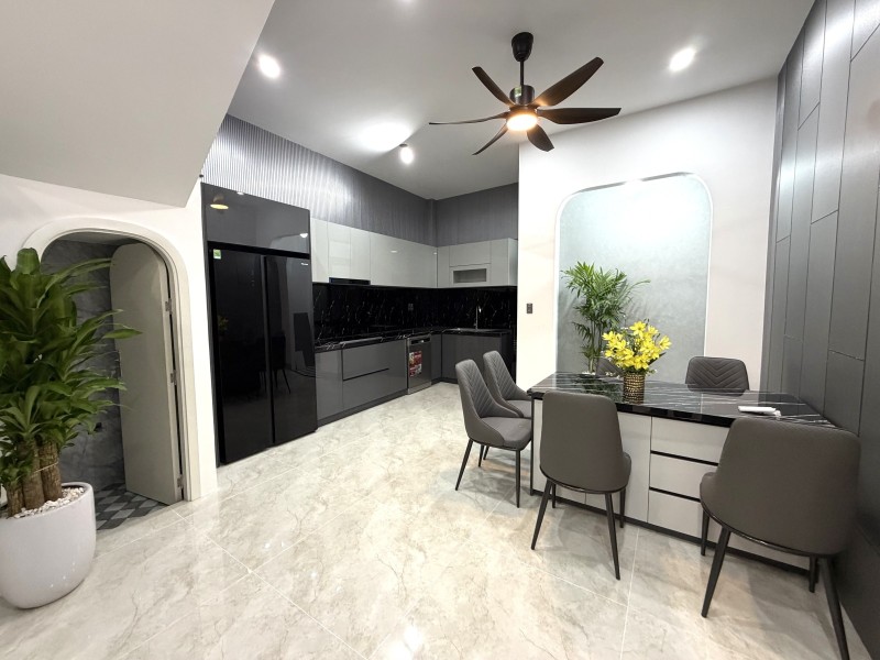 ► Gần MT Tiểu La, Ô tô đậu gần nhà, 51m2, ngang 4.5m, 3 tầng mới, 3PN, 5.x tỷ