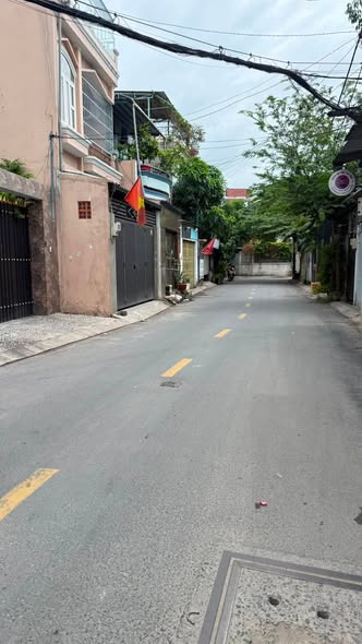 NHĨNH 2 TỶ  QUANG TRUNG (P10) - HẺM XE HƠI 4M THÔNG - CẠNH BỆN VIỆN HỒNG ĐỨC - NGÃ 5 CHUỒNG CHÓ .