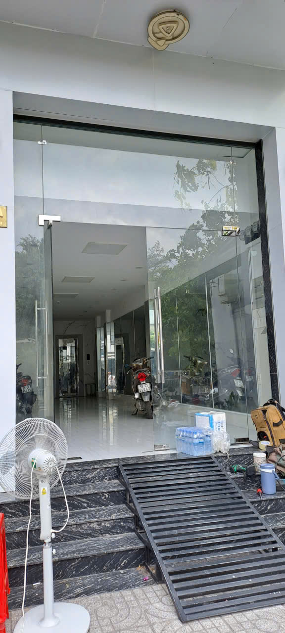 CHÍNH CHỦ CHO THUÊ NHÀ MẶT TIỀN 112A TÂY THẠNH – 1 TRỆT 2 LẦU