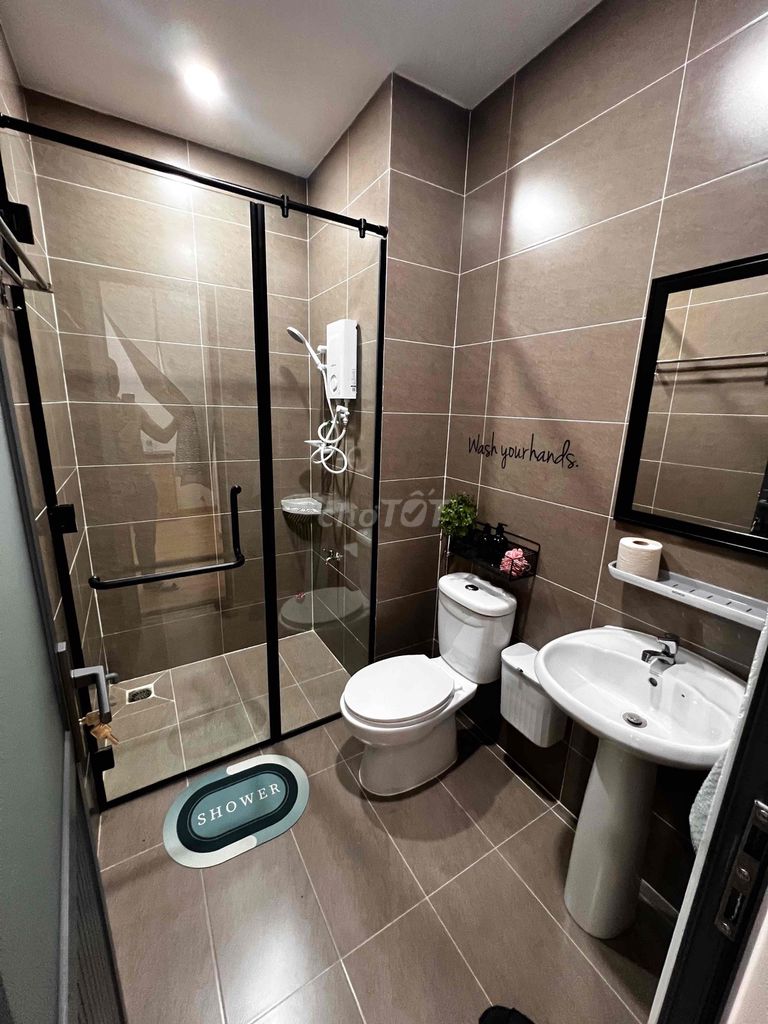 Cho Thuê CHMN 25m2 Full Nội Thất Mặt Tiền- Số 77 Tân Cảng, P. 25, Bình Thạnh-3