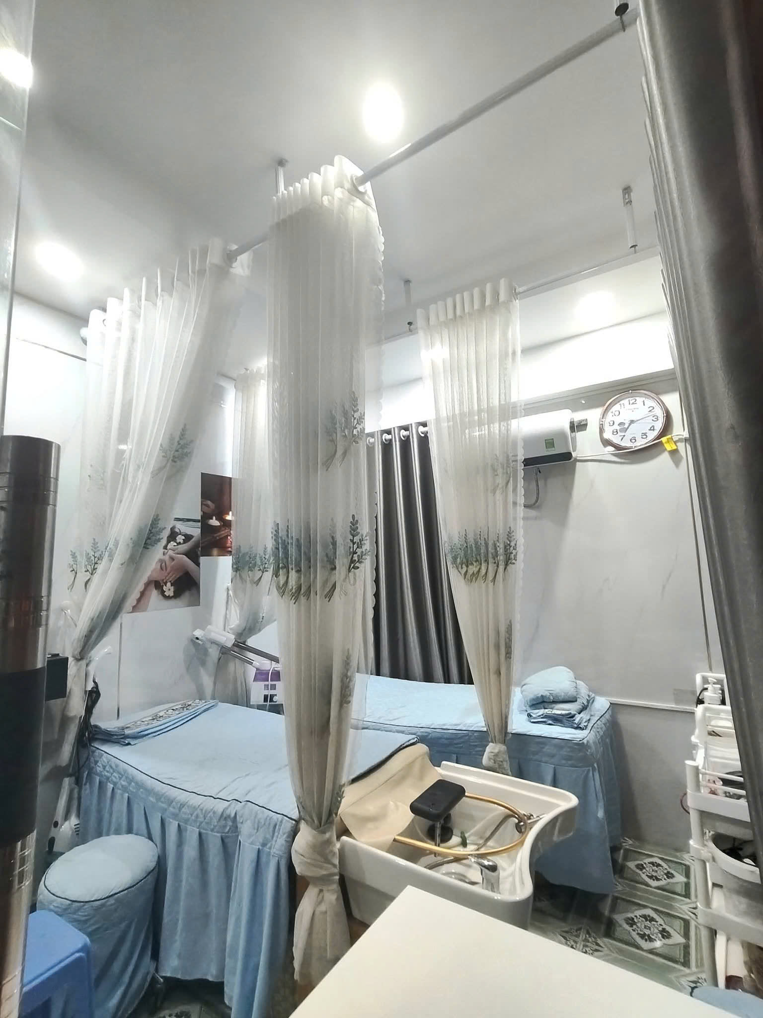 CHÍNH CHỦ SANG NHƯỢNG TIỆM SPA DƯỠNG SINH & NAIL – QUẬN 12  Tiệm đang hoạt động, sang lại full nội thất và trang thiết bị