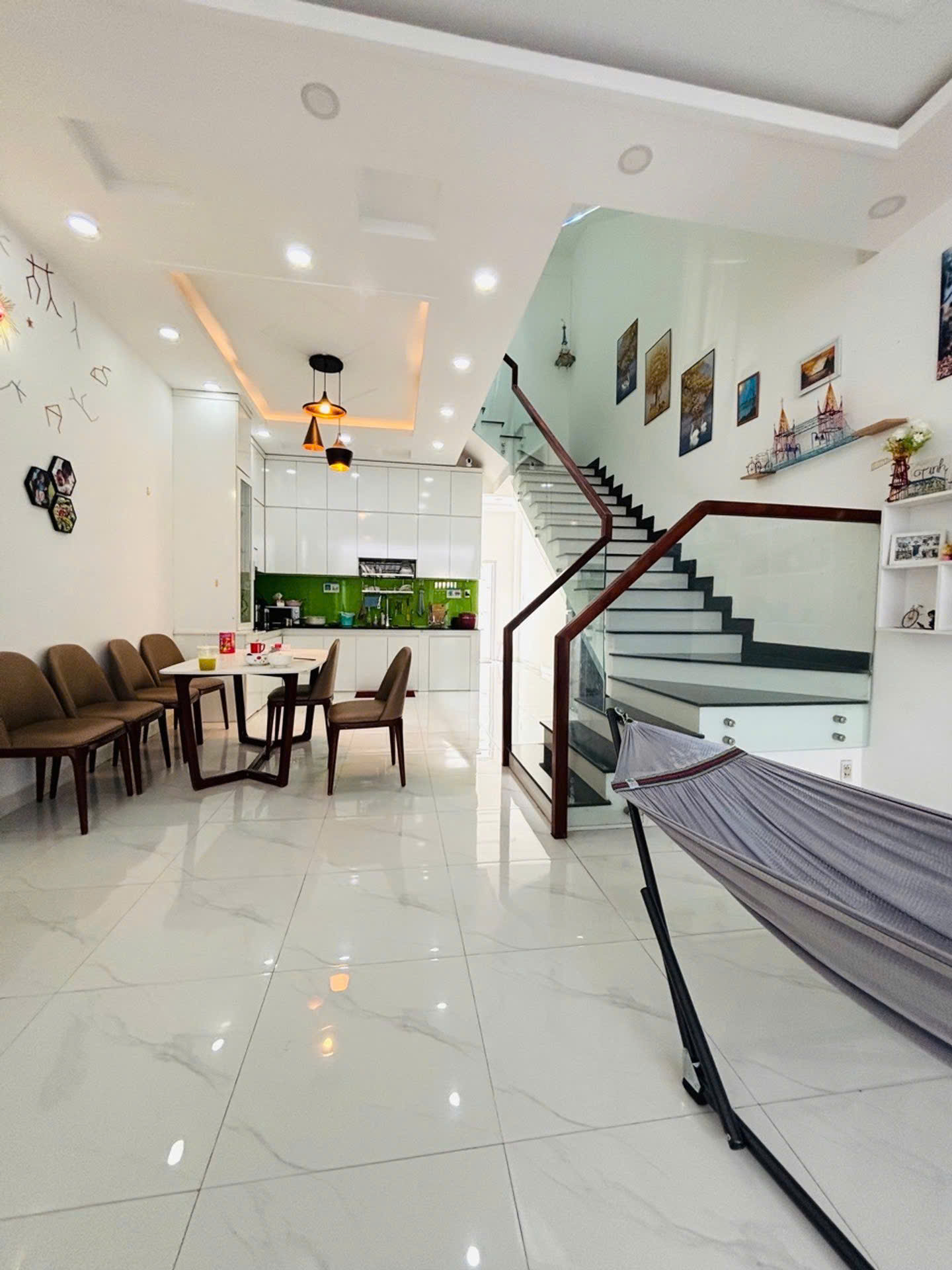 BÁN NHÀ KDC GIA HÒA BÌNH HƯNG, GẦN CÁC TRƯỜNG ĐẠI HỌC, 100M2, 3 TẦNG, GIÁ 5,9TỶ-3