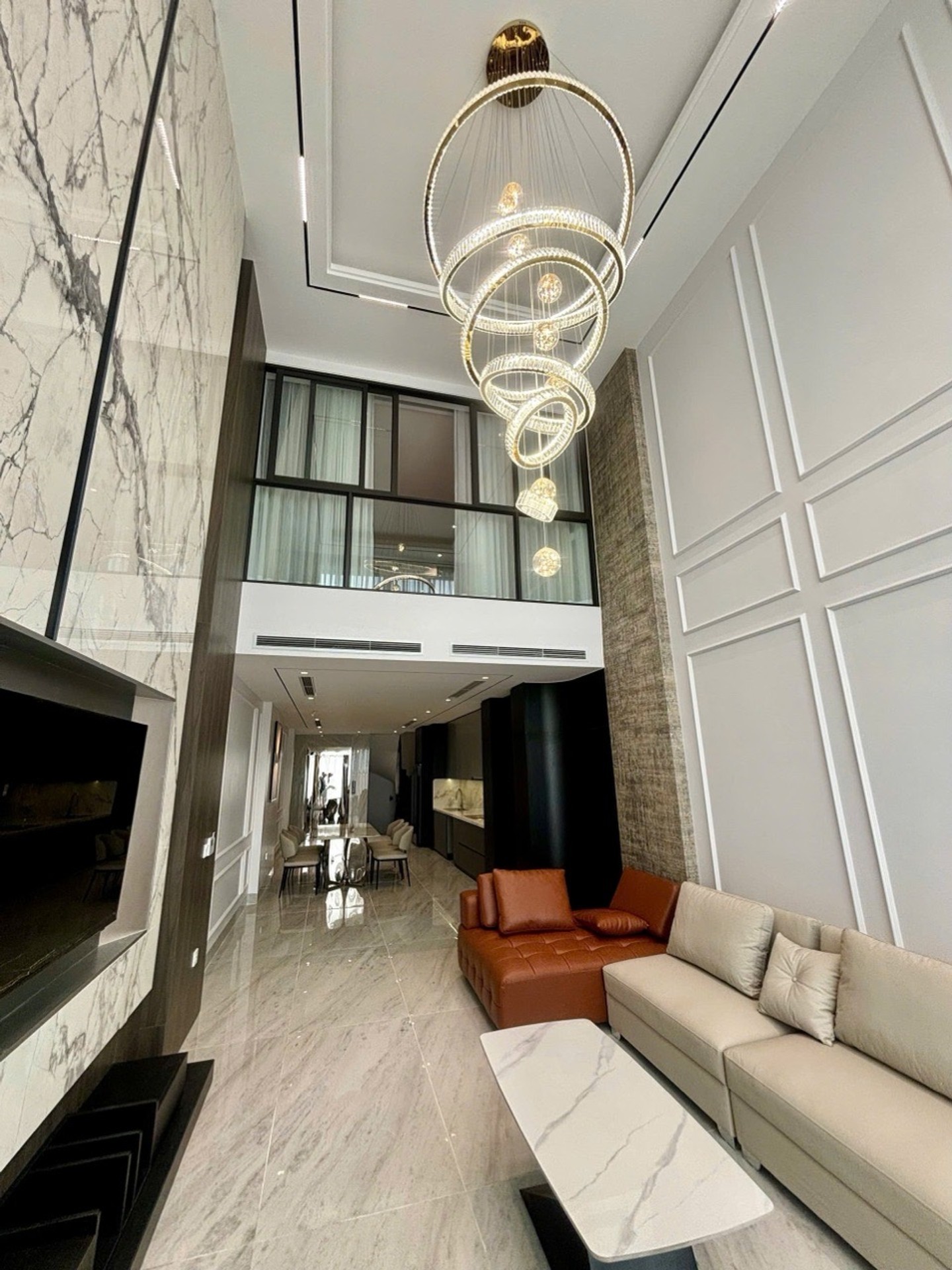 BÁN NHÀ VIỆT HƯNG 62M2- 7 TẦNG THANG MÁY- Ô TÔ TRÁNH- 23 TỶ