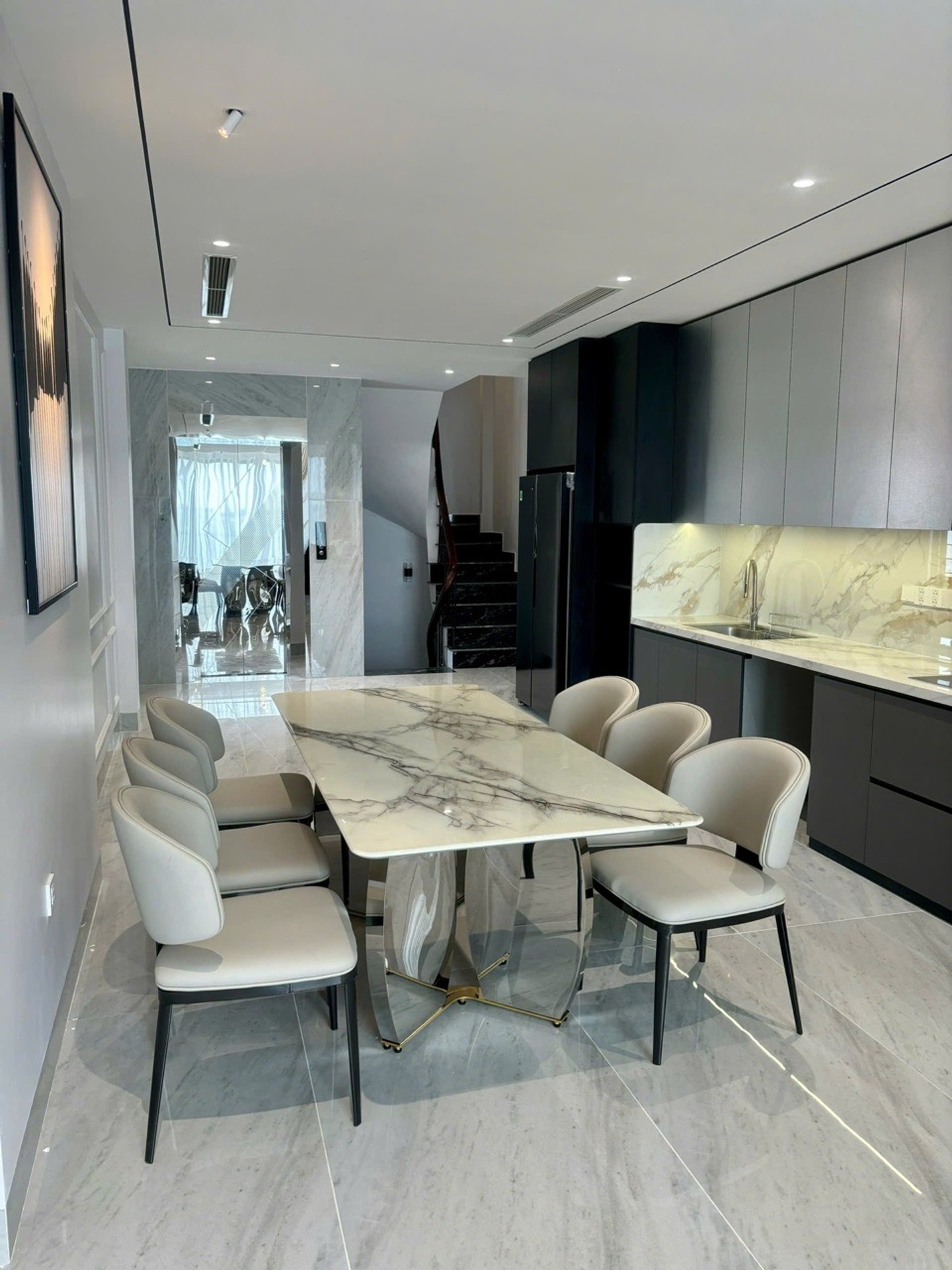 BÁN NHÀ VIỆT HƯNG 62M2- 7 TẦNG THANG MÁY- Ô TÔ TRÁNH ĐỖ- 23 TỶ-3