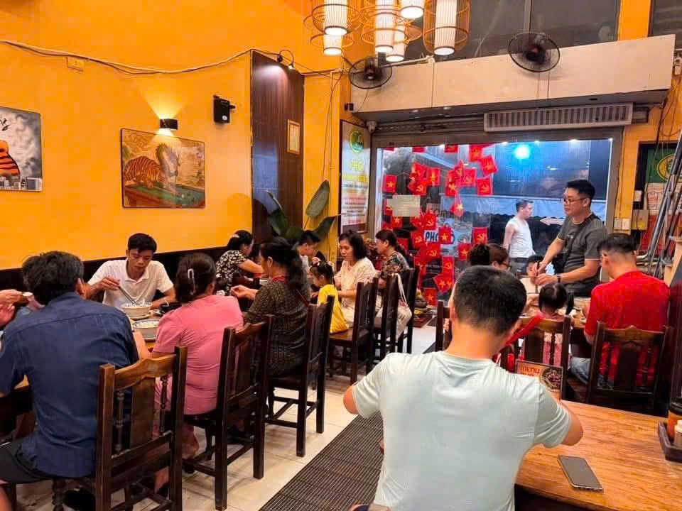 SANG NHƯỢNG QUÁN ĂN VỊ TRÍ ĐẸP - MẶT BẰNG ĐA NĂNG GAMUDA GARDENS, HOÀNG MAI