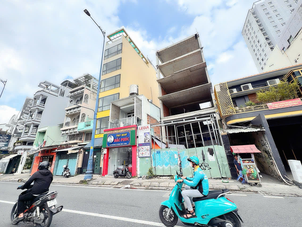 DUY NHẤT NHÀ BÁN MẶT TIỀN KD Đ.VÕ VĂN KIỆT, QUẬN 1 - 88M2 - VIEW SÔNG SIÊU ĐẸP - HIẾM NHÀ BÁN * LH GIANG GIANG: 093.86.76.685-3