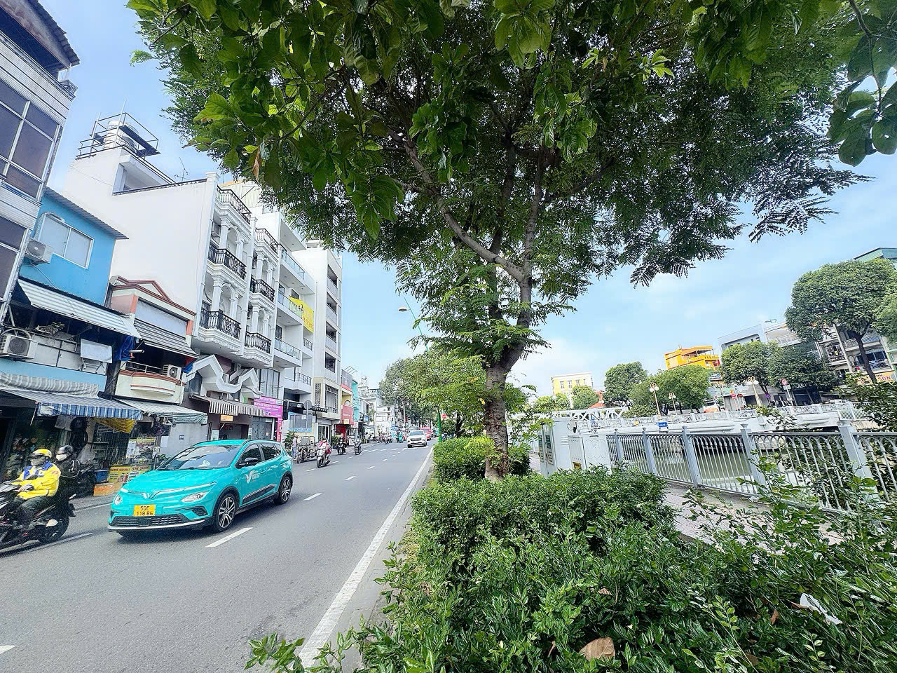 SIÊU PHẨM XÂY BUILDING 185M2 - CHÍNH CHỦ 1 ĐỜI CẦN BÁN NHÀ 4 TẦNG MẶT TIỀN KD Đ.HOÀNG SA, QUẬN 3  * LH GIANG GIANG: 093.86.76.685