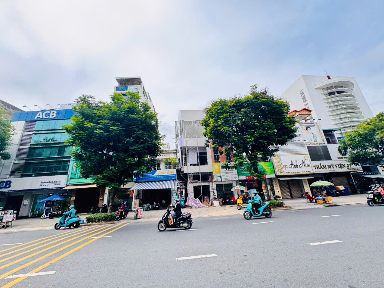 CHÍNH CHỦ 0938676685 BÁN NHÀ 2 MẶT TIỀN Đ.ĐIỆN BIÊN PHỦ, QUẬN 3 (P.BÀN CỜ)- DT 93M2 SH VUÔNG ĐẸP- 4 TẦNG MỚI- ĐANG KD THẨM MỸ