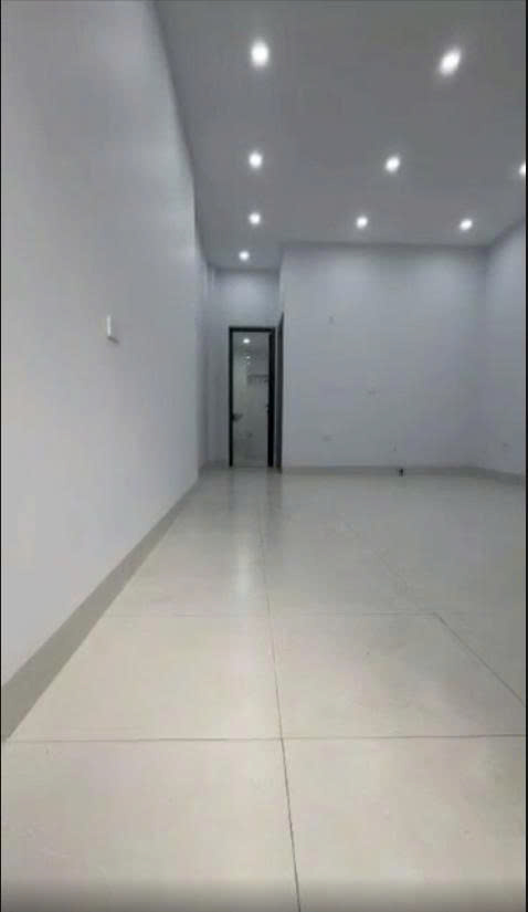 CHÍNH CHỦ CHO THUÊ MẶT BẰNG KINH DOANH TẦNG 3 - PHỐ VÕ VĂN DŨNG, ĐỐNG ĐA Vị trí: Mặt ngõ lớn phố Võ Văn Dũng, Ô Chợ Dừa, Đống Đa.