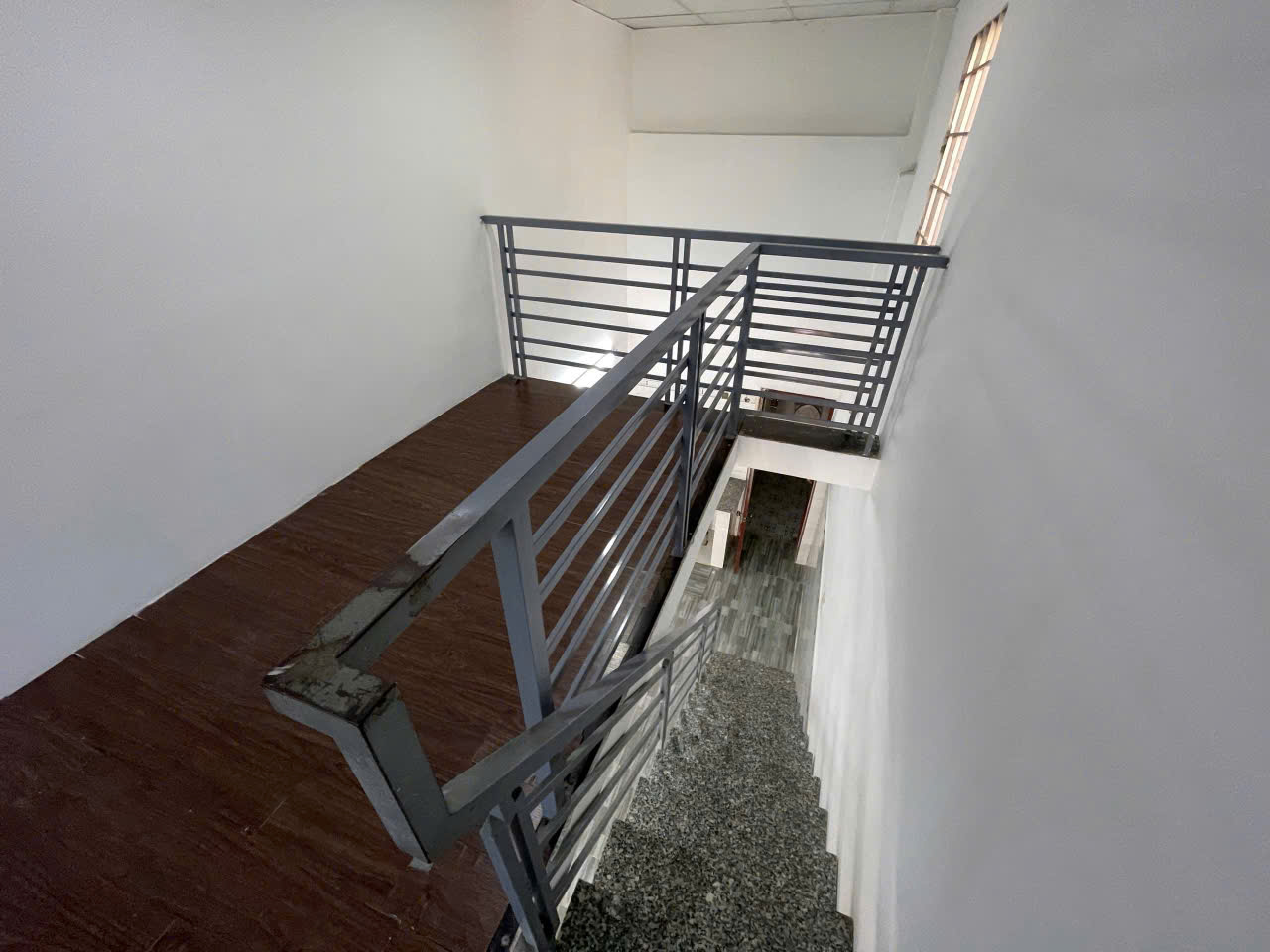 Bán nhà thôn Ngọc Hội, phường Tây Nha Trang giá bán 3,7 tỷ /107,4m2, ngang hơn 7m-3