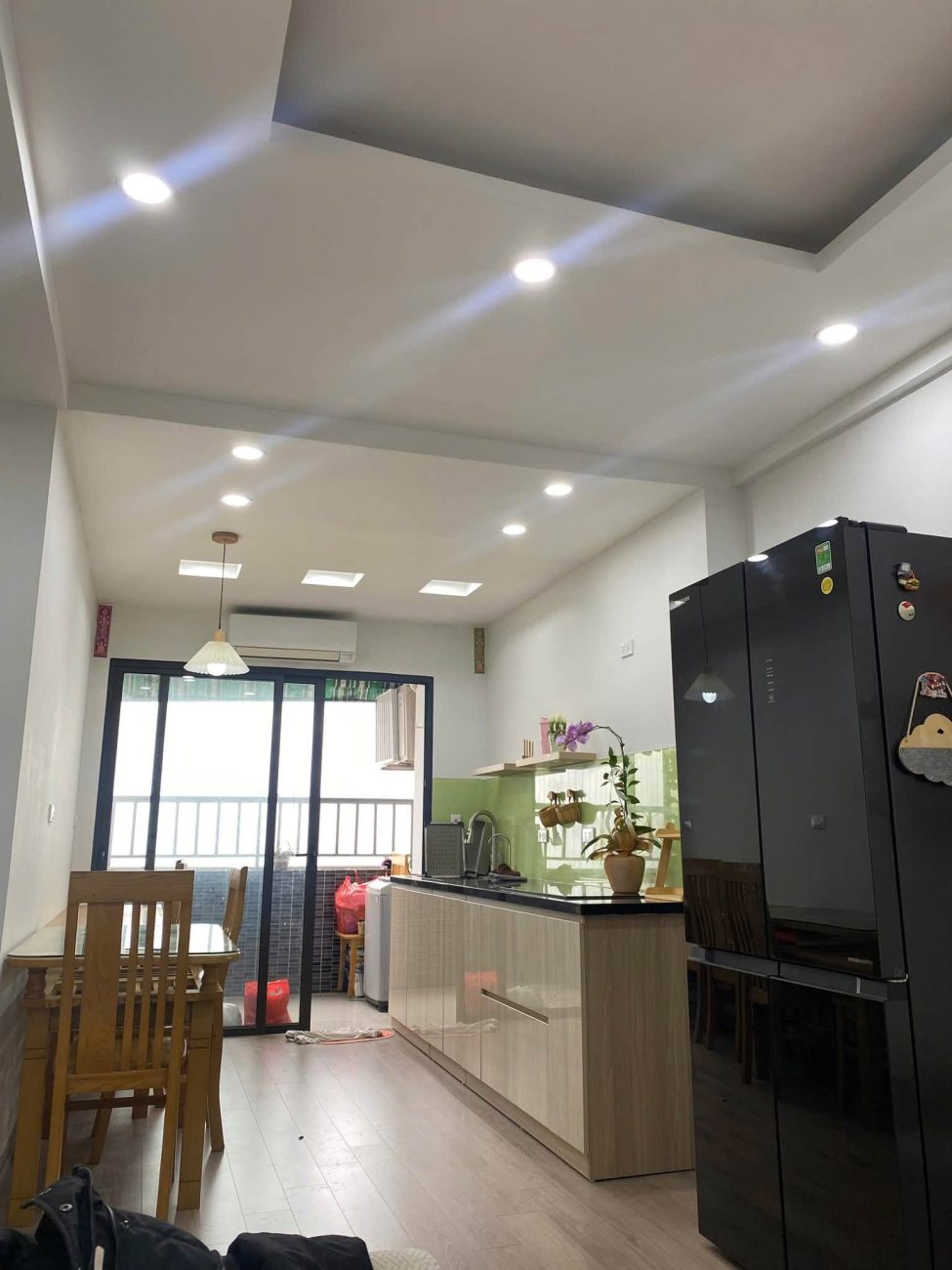 Chuyển công việc về quê mình bán Căn hộ VP5 Linh đàm