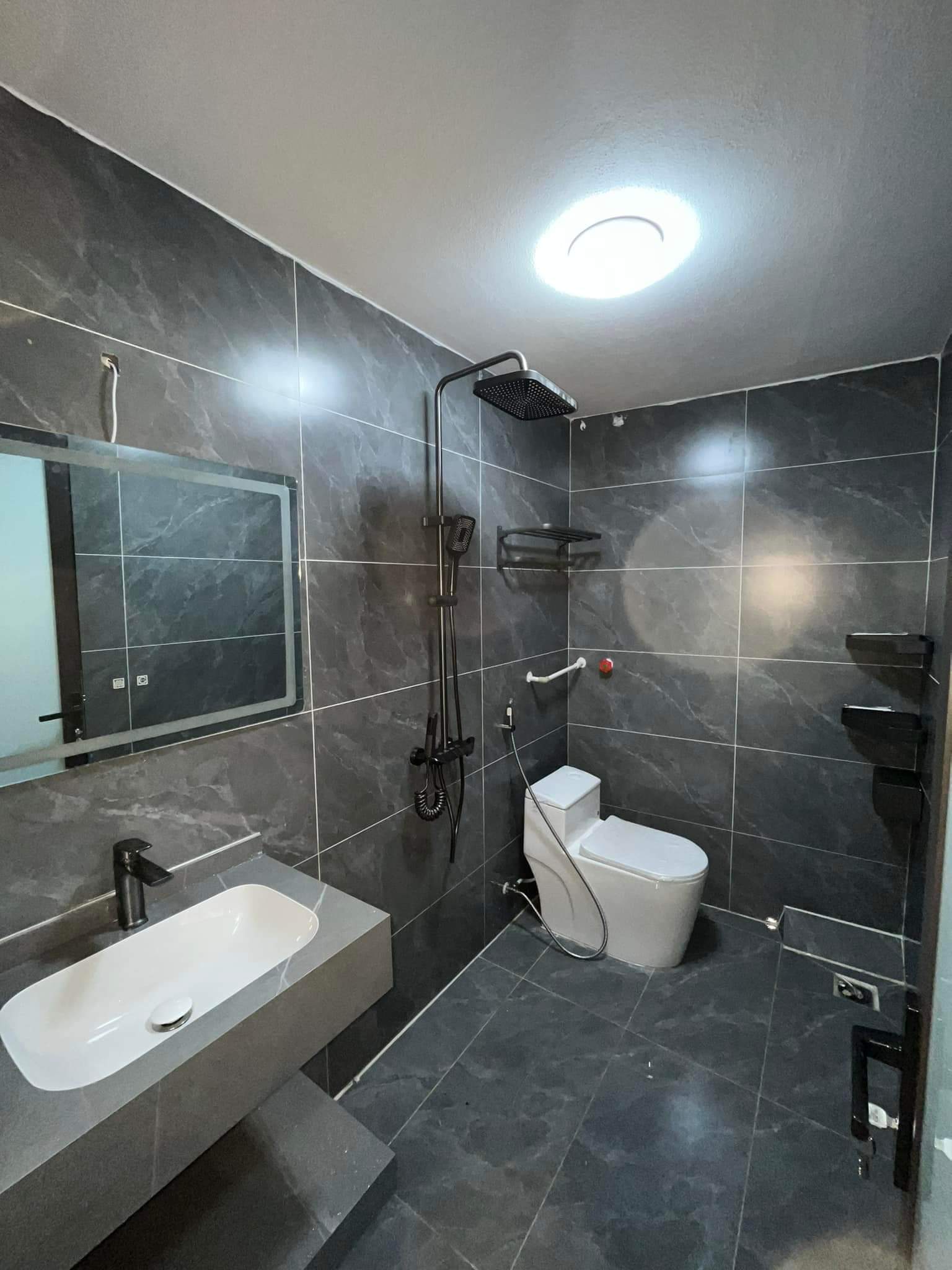 Tôi cho thuê nhà, Thái Hà, Tây Sơn, Láng Hạ, Đống Đa; 237m2* 2T -34 tr-1