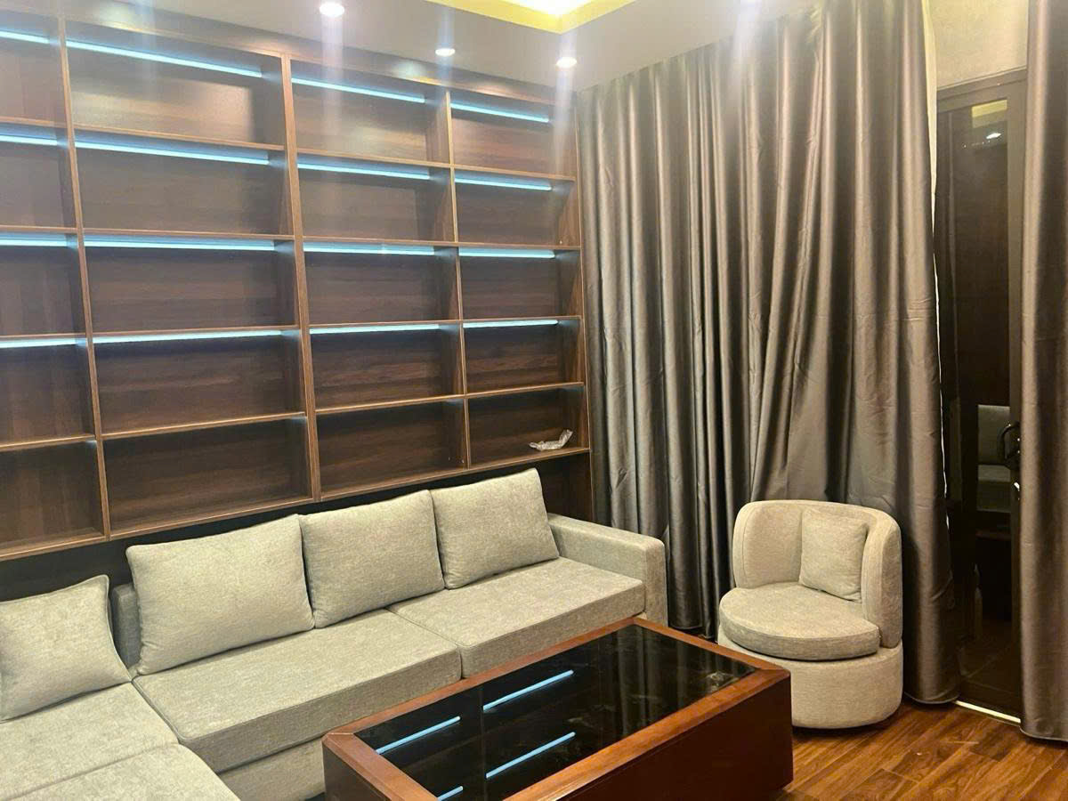 Bán nhà Phố Trạm 47m 4 tầng MT6.4m chân cầu Vĩnh Tuy nhỉnh 10 tỷ-3