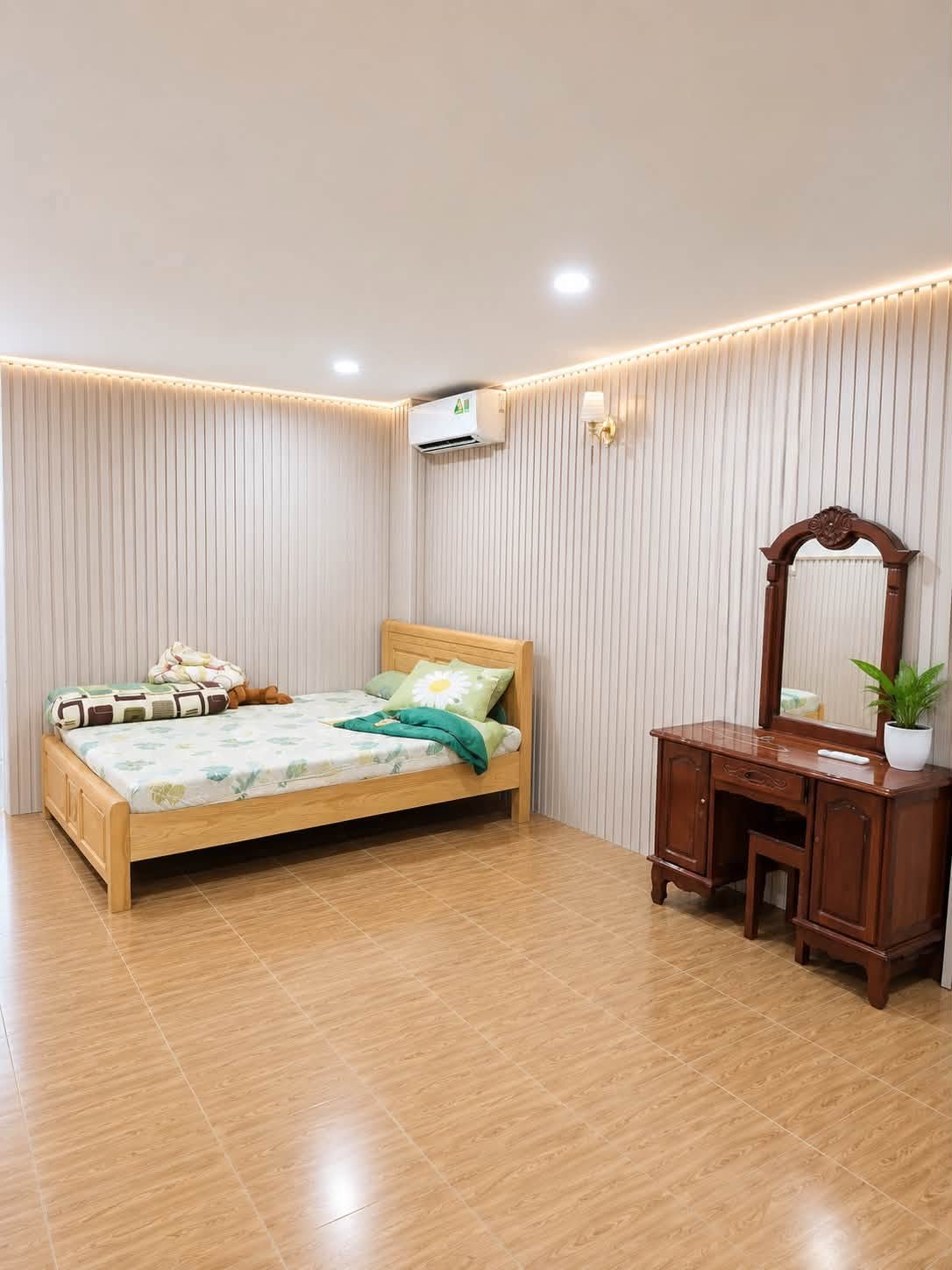 ZẢM SÂU - CHỈ 5 TỶ CÓ NHÀ 2 TẦNG 70M² - HẺM Ô TÔ ĐỖ CỬA GẦN ĐHCT-3