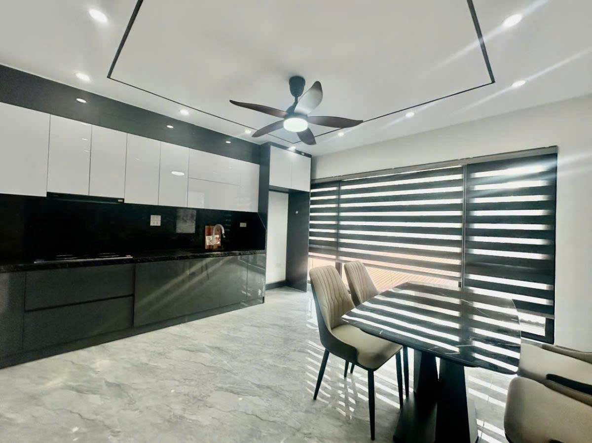 GIẢM 5 TỶ BÁN NHANH NHÀ MẶT PHỐ CỔ NHUẾ – 85M² x 7 TẦNG – THANG MÁY – 2 THOÁNG – 27 TỶ