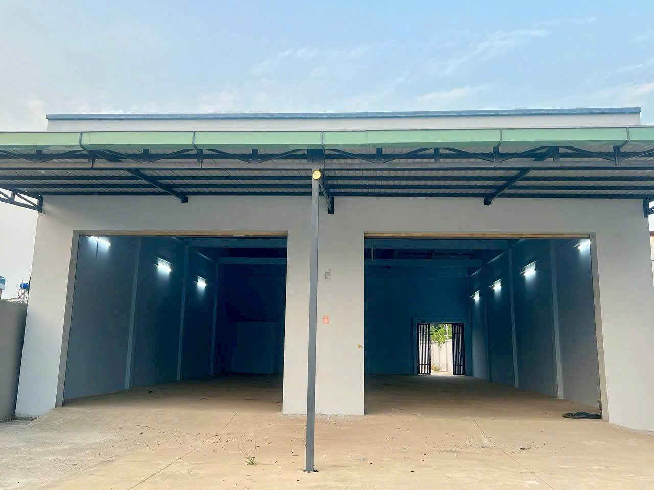CHỈ 50TR/THÁNG SỞ HỮU NGAY XƯỞNG 1.200M² – XE 10 TẤN RA VÀO THOẢI MÁI