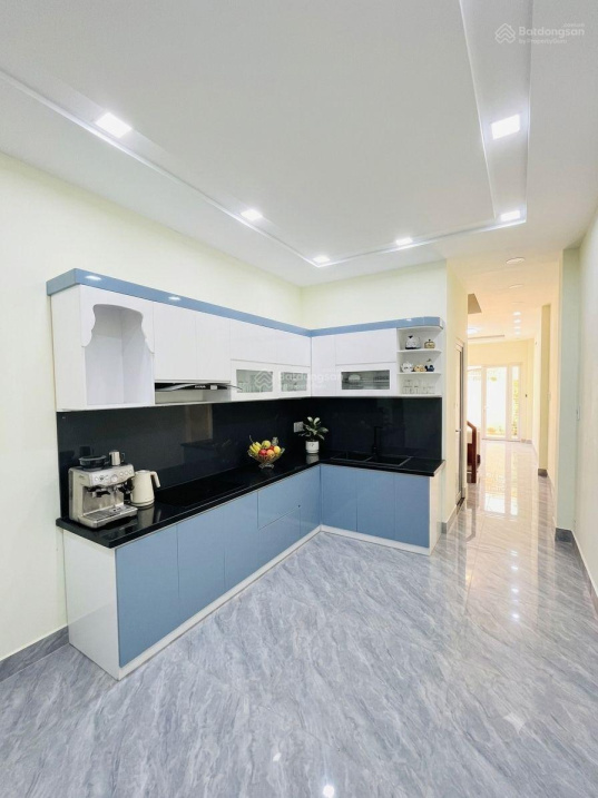 Bán nhà 4 tầng Dương Bá Trạc, hẻm thông thoáng, 50m² chỉ 6.5 tỷ.
