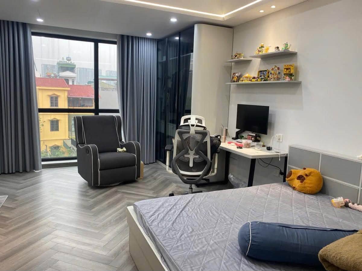 LONG BIÊN – GARA 4 Ô TÔ – 5 TẦNG THANG MÁY – FULL NỘI THẤT CAO CẤP – 79,8M² – MT 6,1M – 248TR/M²-4