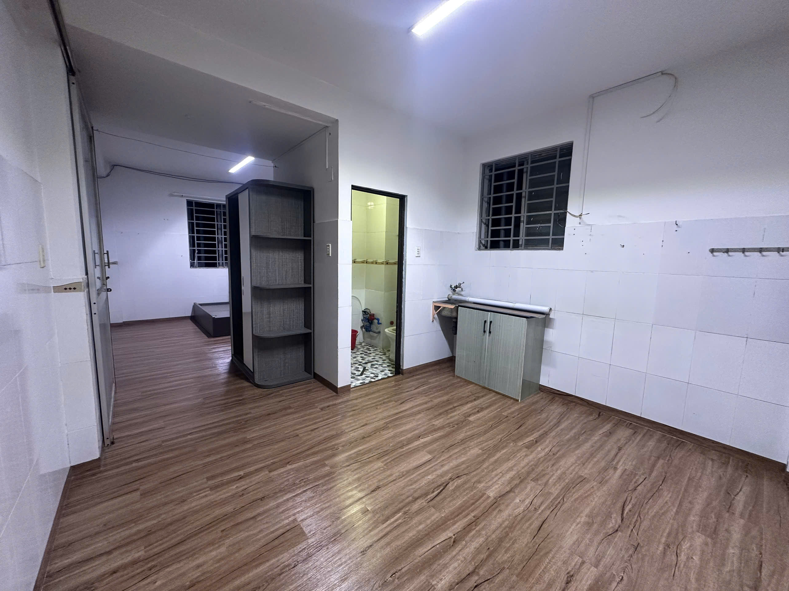 PHÒNG 2PN SIÊU THOÁNG – ĐẦY ĐỦ NỘI THẤT – KHÔNG CHUNG CHỦ - Quận Bình Tân, Thành phố Hồ Chí Minh