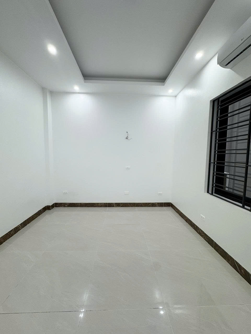 CHO THUÊ BIỆT THỰ KĐT TÂN TÂY ĐÔ, 204M2 (30TR/TH CÓ TL) KHÔNG GIỚI HẠN MỤC ĐÍCH SD. LH:0989996984