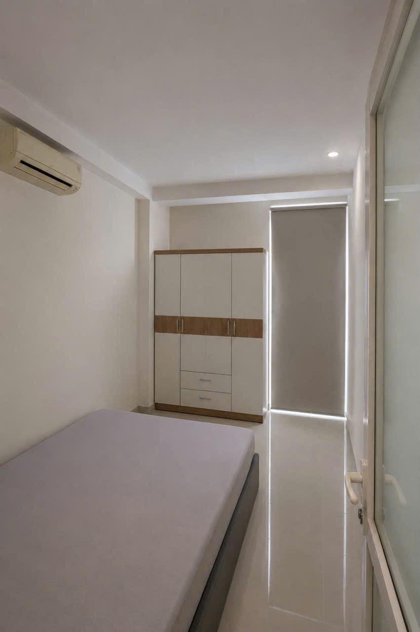 # Nhà Kiệt 3m sát MT Hải Phòng, 4 tầng đúc, 5PN, 4WC, dòng tiền 14tr, 3.xx tỷ