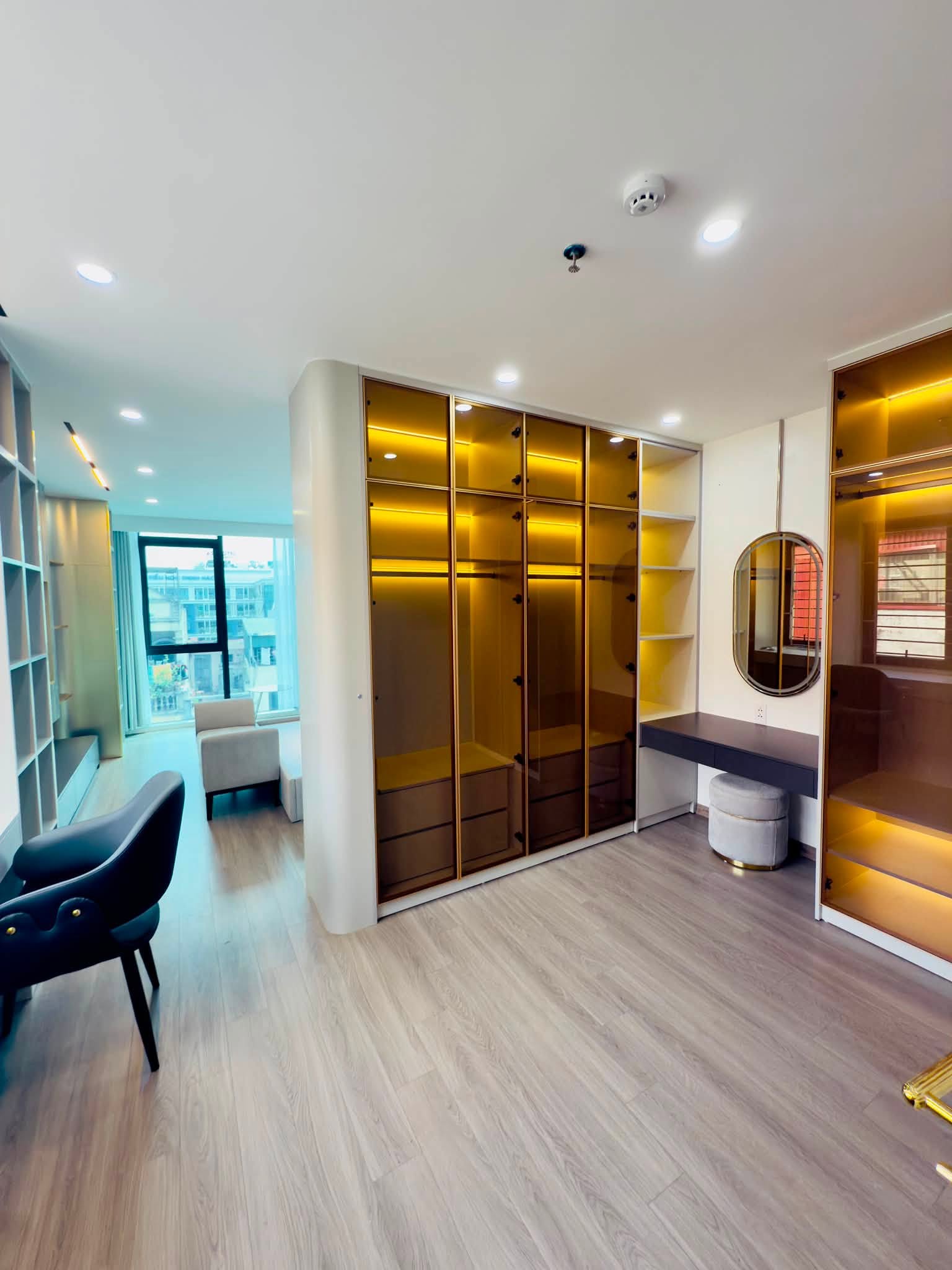 Bán nhà mặt phố Nguyễn Công Trứ, 75m², 6 tầng thang máy, mặt tiền gần 5m, 69,5 tỉ, vỉa hè, kinh doanh đỉnh