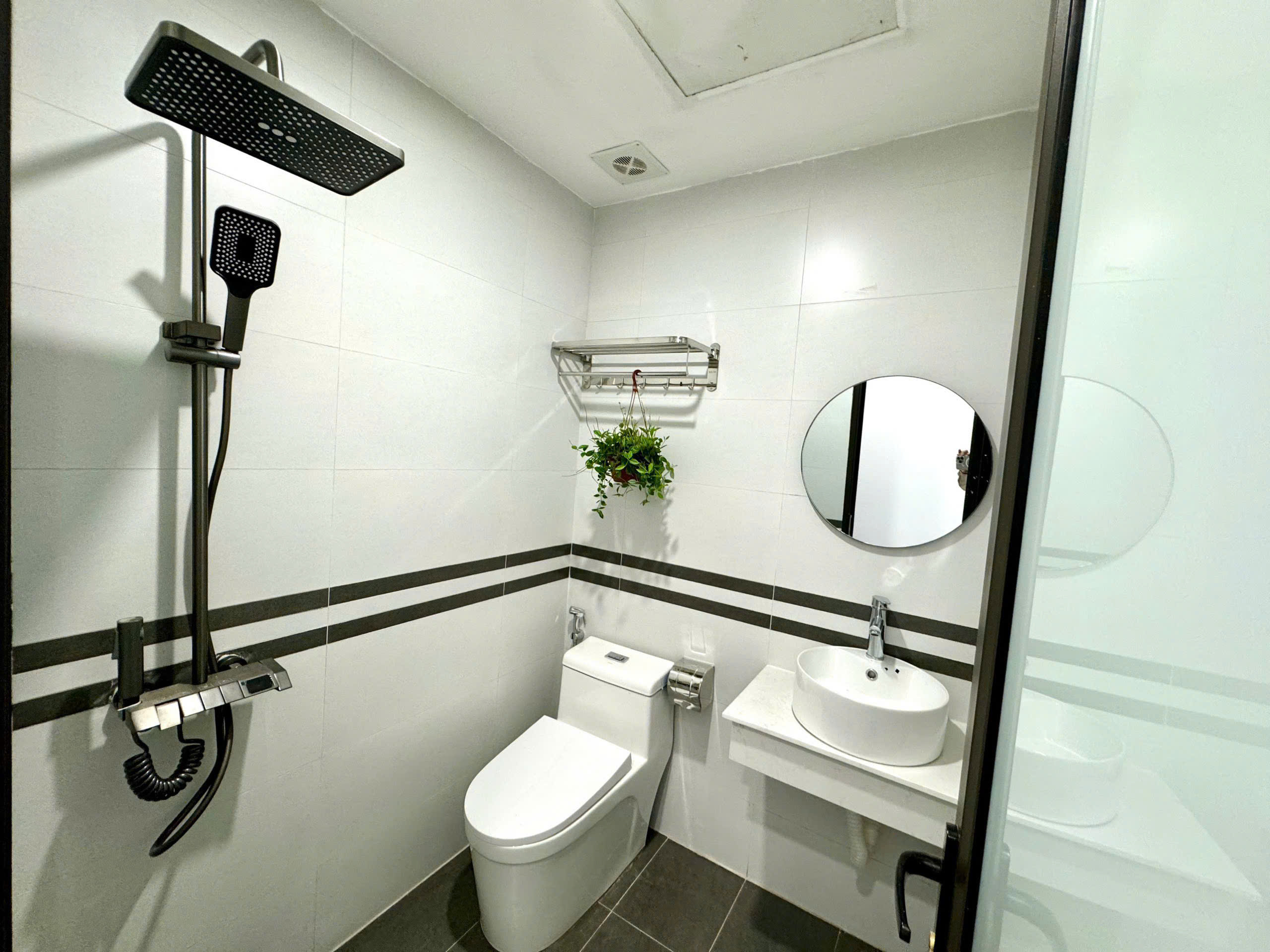 BÁN TÒA NHÀ 8 TẦNG ĐÌNH THÔN, NTL- LÔ GÓC - 100M2 - MT 6M - DT 165 TR/TH - 35,5 TỶ-3