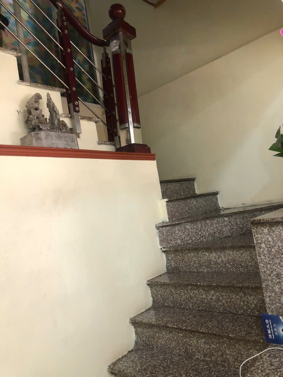 BÁN NHANH NHÀ 2 TẦNG NGÕ LÝ HỒNG NHẬT THÔNG TRẦN VĂN LAN , HẢI AN