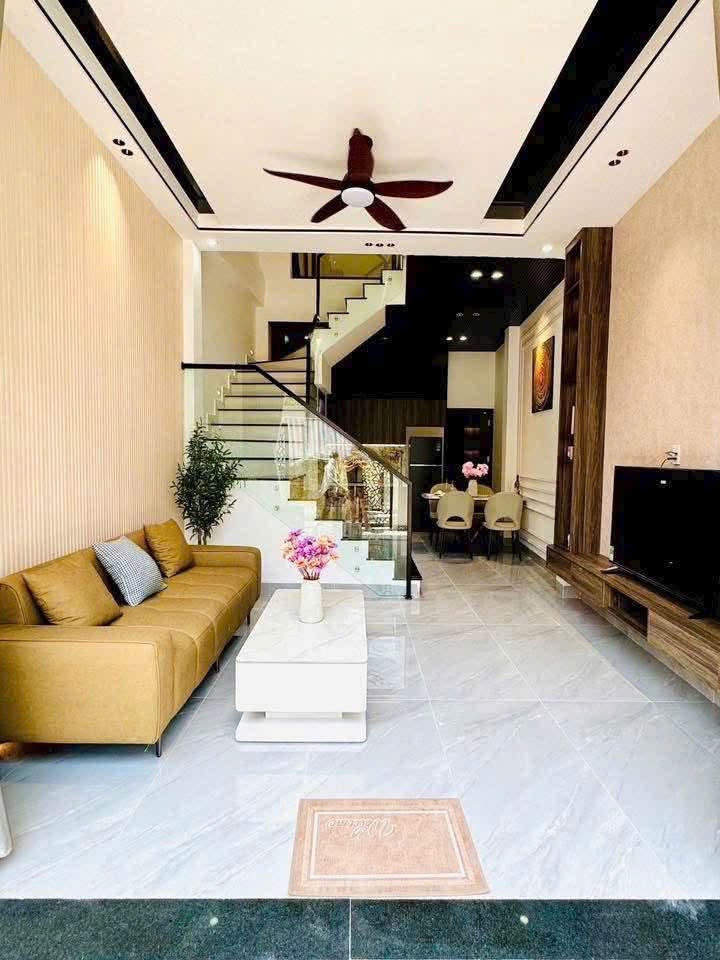 🔴💥Nhà 3 tầng 3 mê kiệt Phạm Văn Nghị - Gần Nguyễn Văn Linh