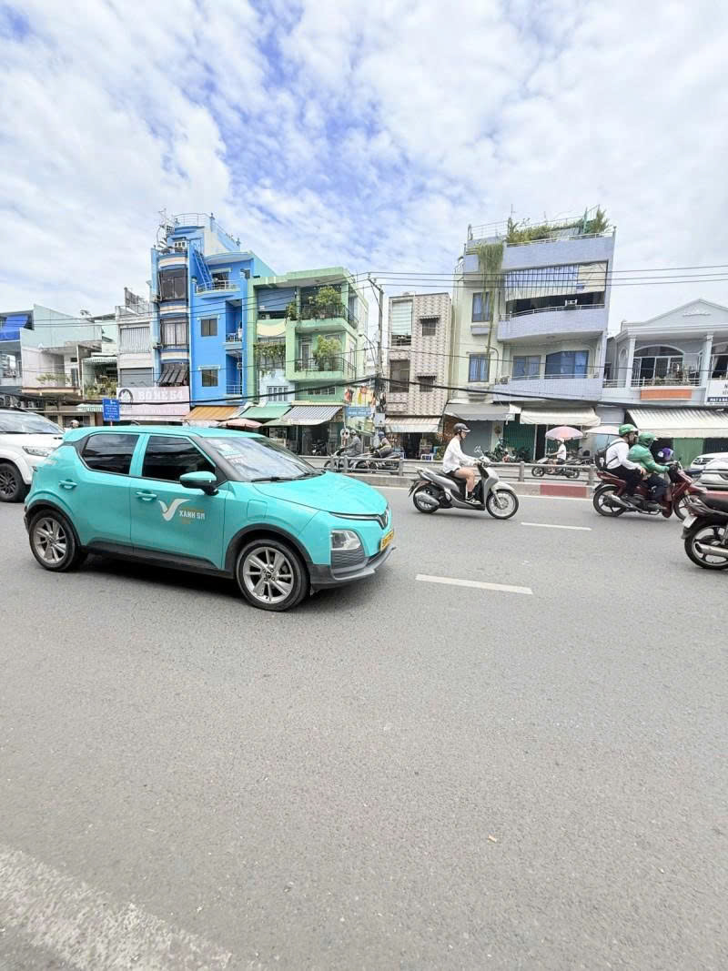 Bán nhà Mặt tiền Phạm Hùng - gần Nguyễn Tri Phương, Quận 5, 6x14m, 2 Tấm, 1 chủ, 9,9 Tỷ