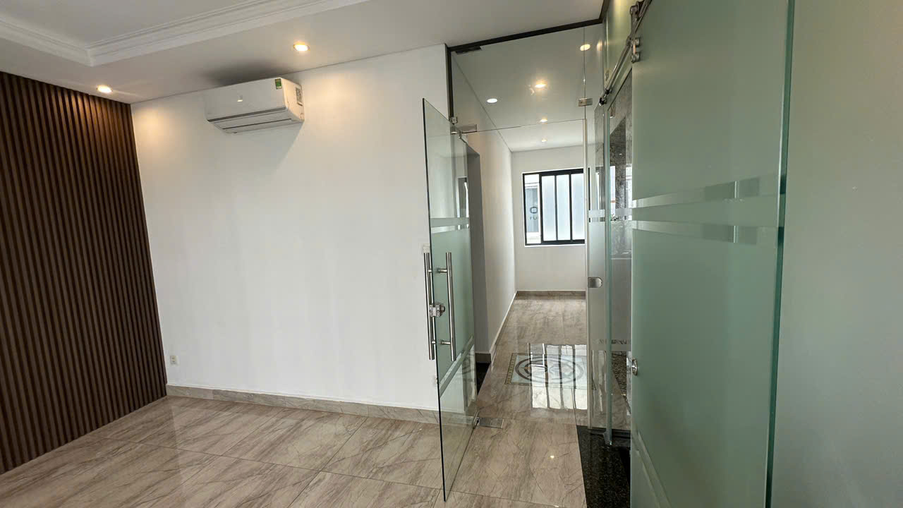 Cho thuê tòa nhà văn phòng 7 tầng, 112m², 1 hầm, mặt tiền đẹp Cát Lái – 110 triệu/ tháng-3