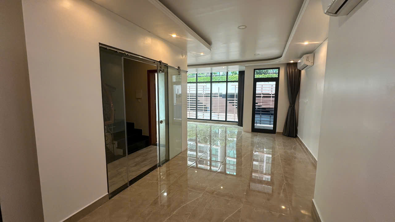 Cho thuê tòa nhà văn phòng 7 tầng, 112m², 1 hầm, mặt tiền đẹp Cát Lái – 110 triệu/ tháng-4