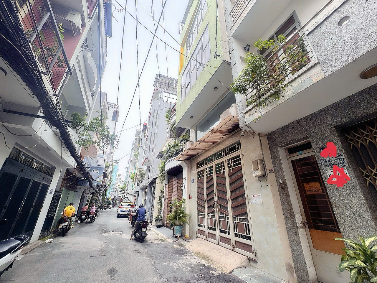 BÁN NHÀ 3 TẦNG XE HƠI ĐẬU NGÀY ĐÊM D.LÊ VĂN SỸ, QUẬN 3 - DT LỚN 111M2 NGANG 4,5M*27M - SẴN DÒNG TIỀN CHỦ VỪA Ở VỪA ĐANG CHO THUÊ 25TR/TH