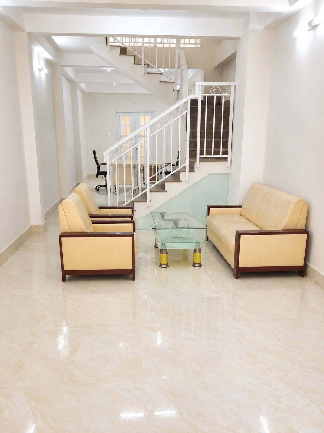 Cho thuê nhà Mặt Tiền Trần Thủ Độ Q.Tân Phú 65m² 4TẦNG, 24Triệu